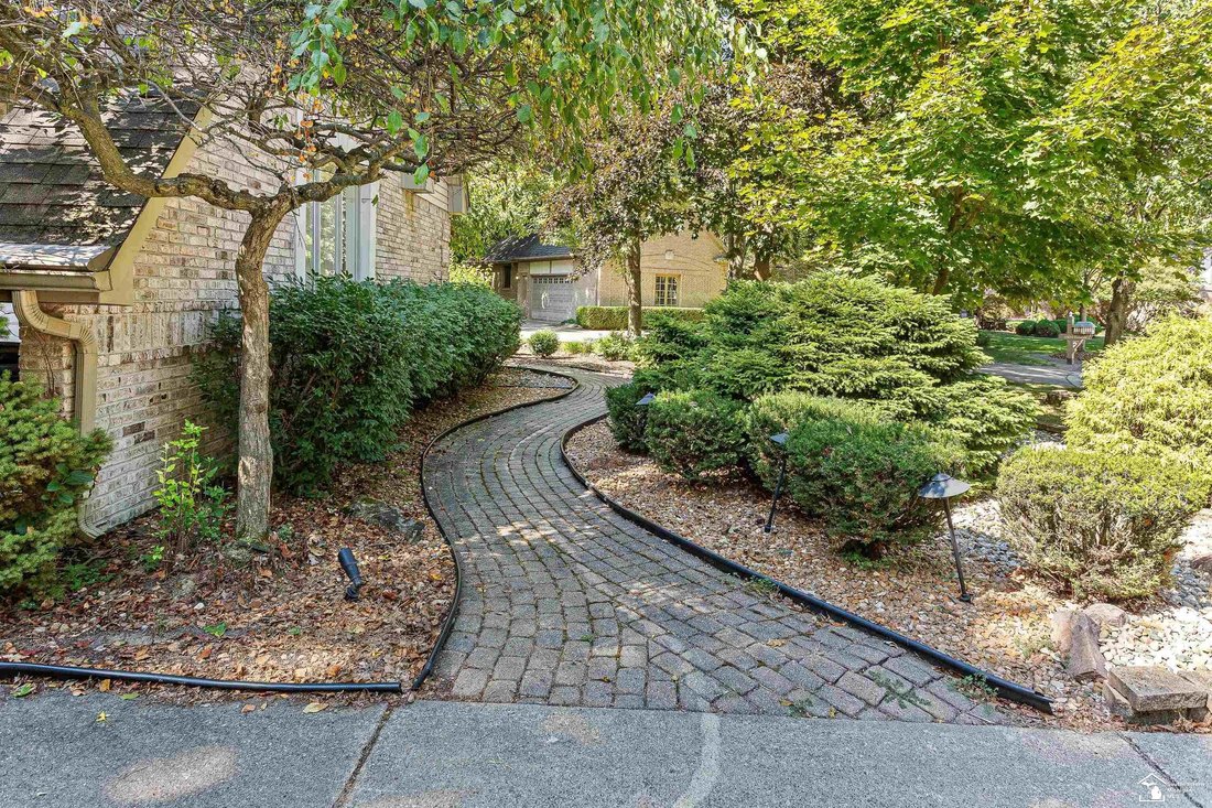 Maison à Sterling Heights, Michigan, États-Unis 4 - 18860764