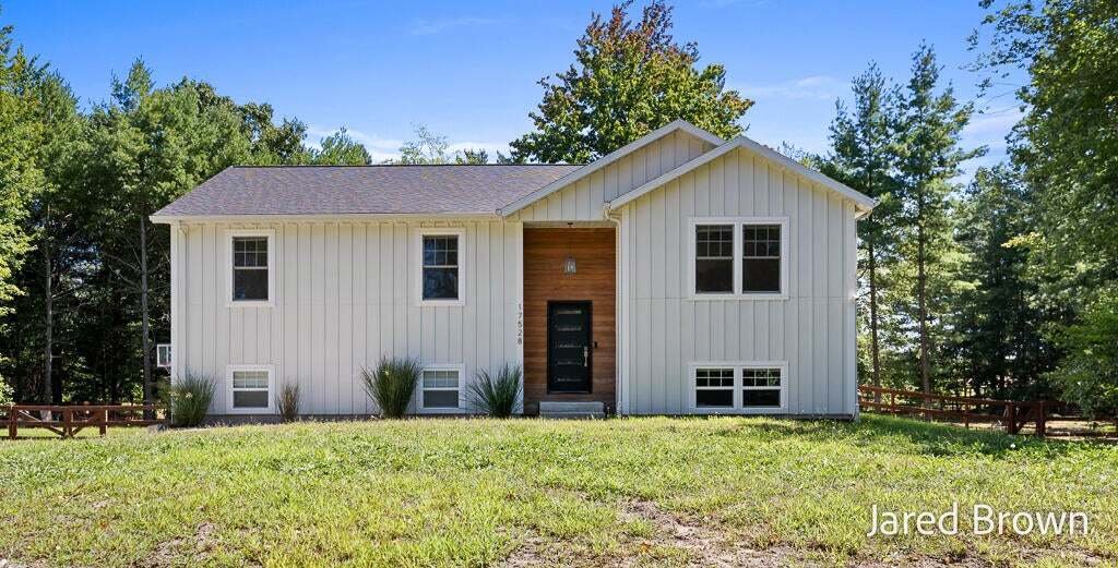 House in Nunica, Michigan, United States 1 - 18860948