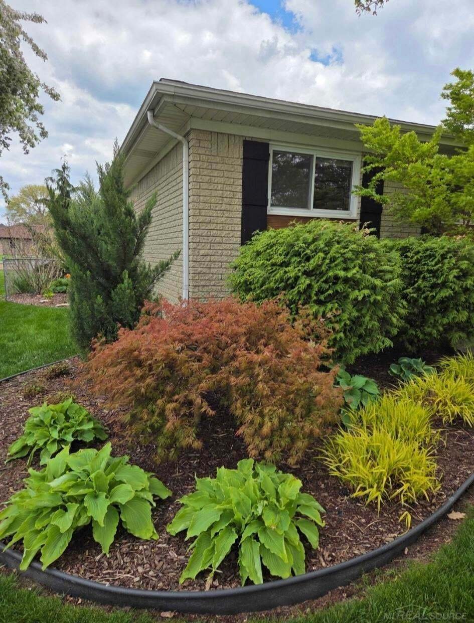 House in Mount Clemens, Michigan, United States 5 - 18860987