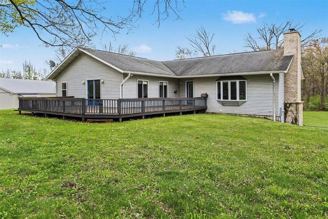 House in Paw Paw, Michigan, United States 1 - 18860852