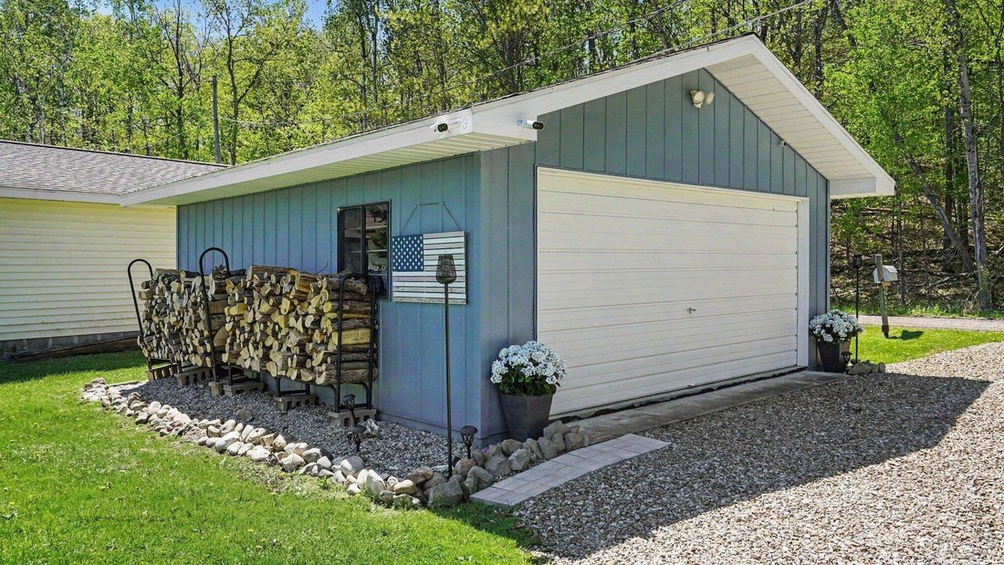 House in Hale, Michigan, United States 4 - 18860707