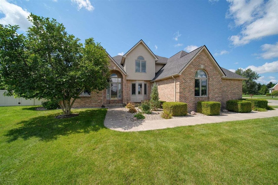 House in Adrian, Michigan, United States 1 - 18861288