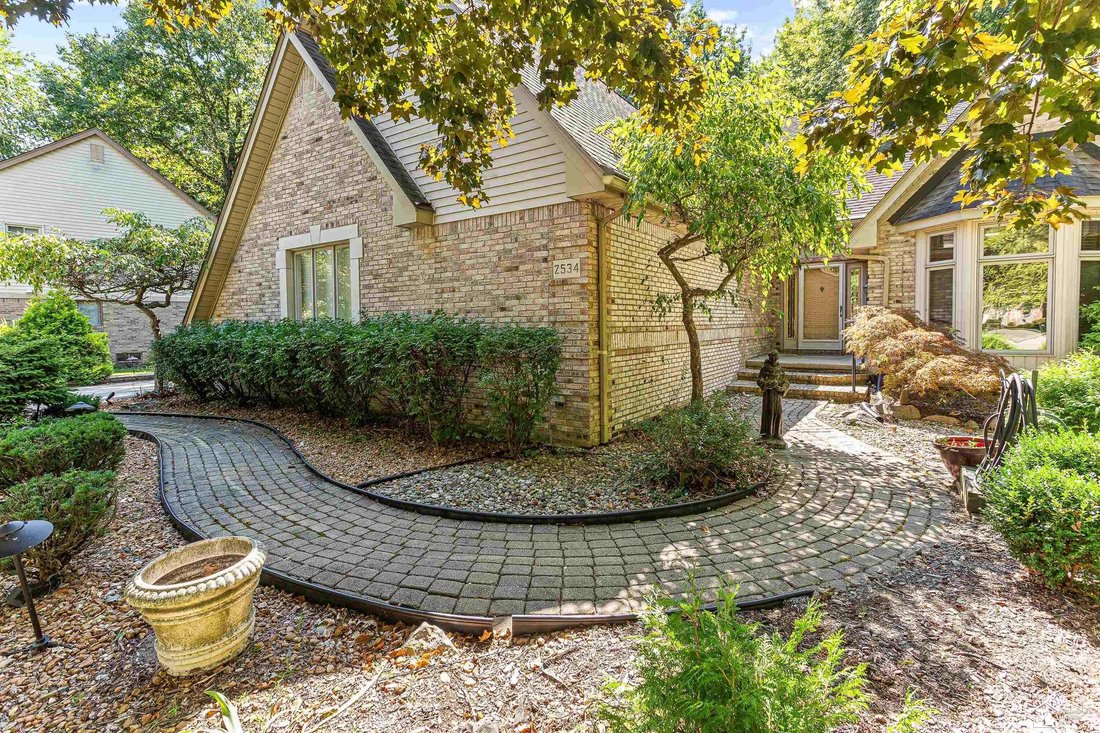Maison à Sterling Heights, Michigan, États-Unis 2 - 18860764