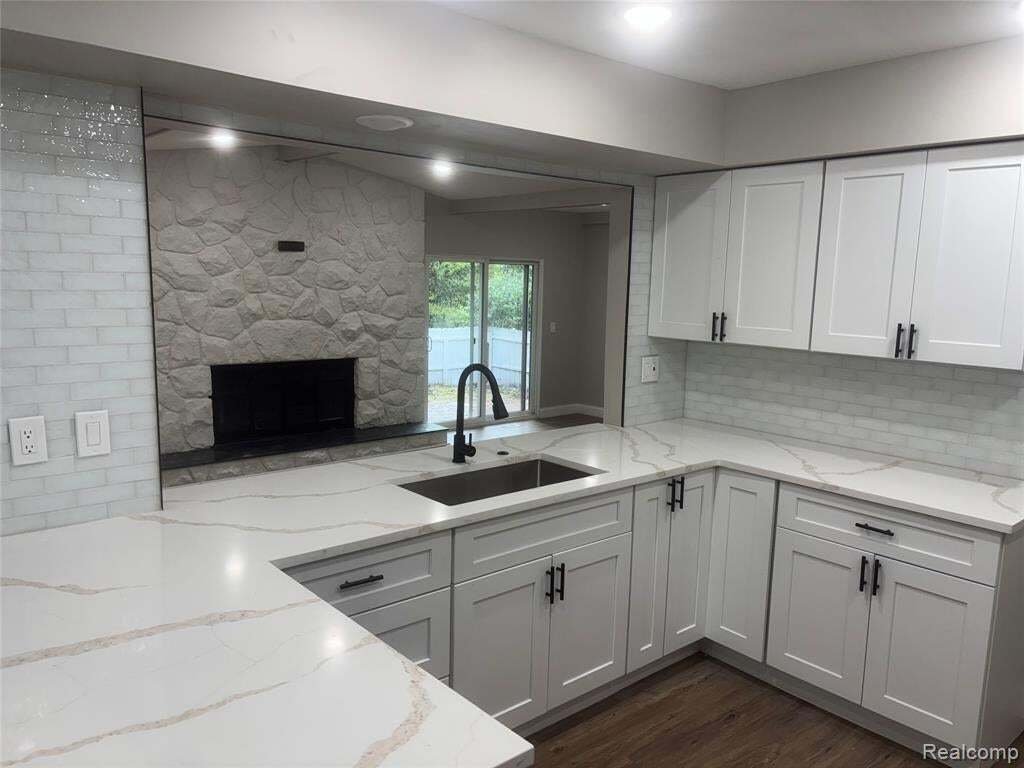 House in Farmington Hills, Michigan, United States 2 - 18860750