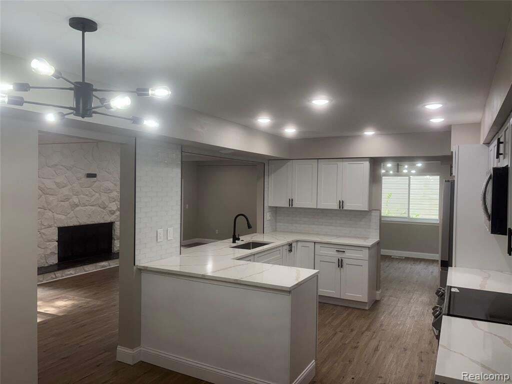 House in Farmington Hills, Michigan, United States 3 - 18860750