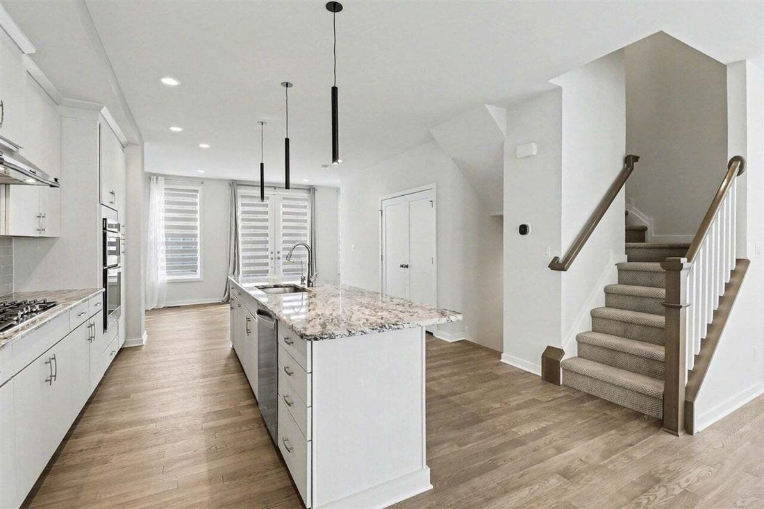 Condo in Ann Arbor, Michigan, United States 5 - 18860586