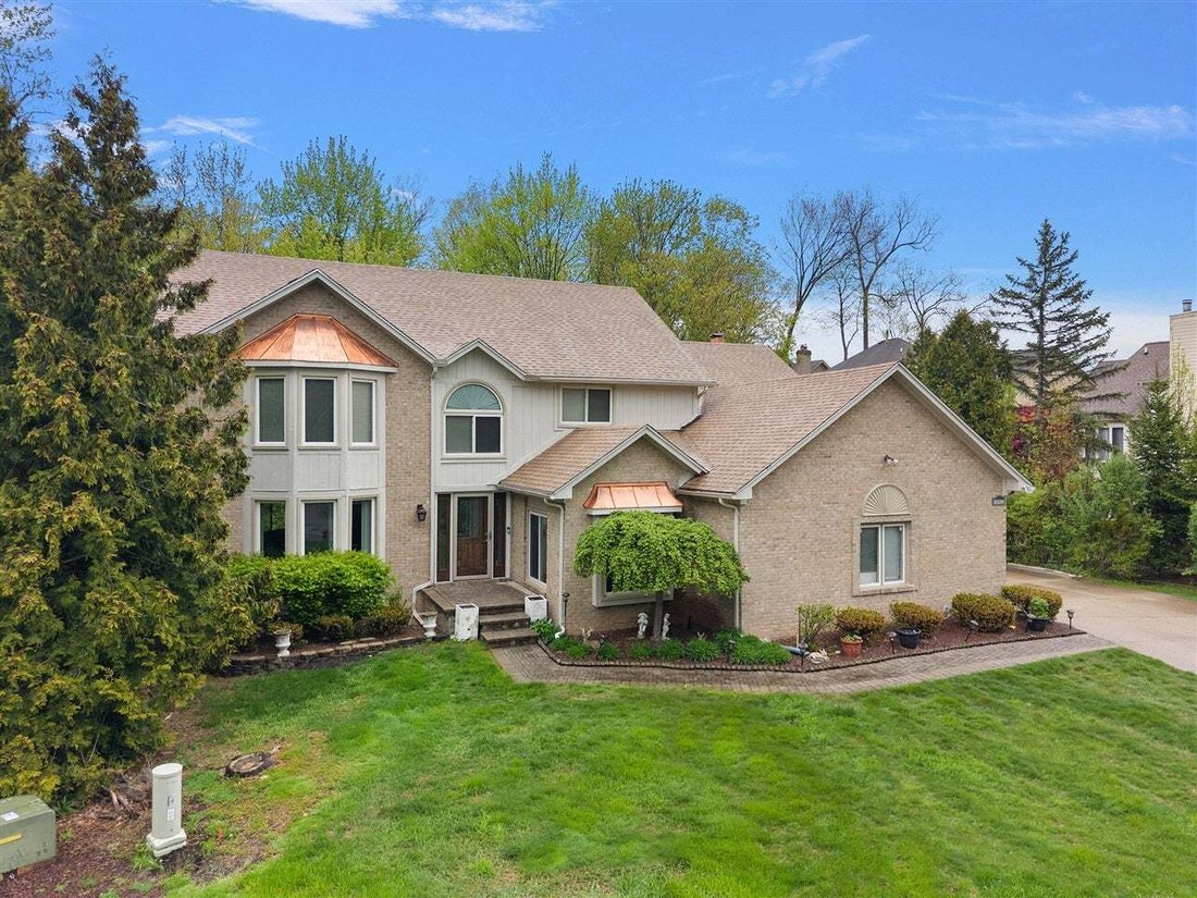 House in Farmington Hills, Michigan, United States 3 - 18861069