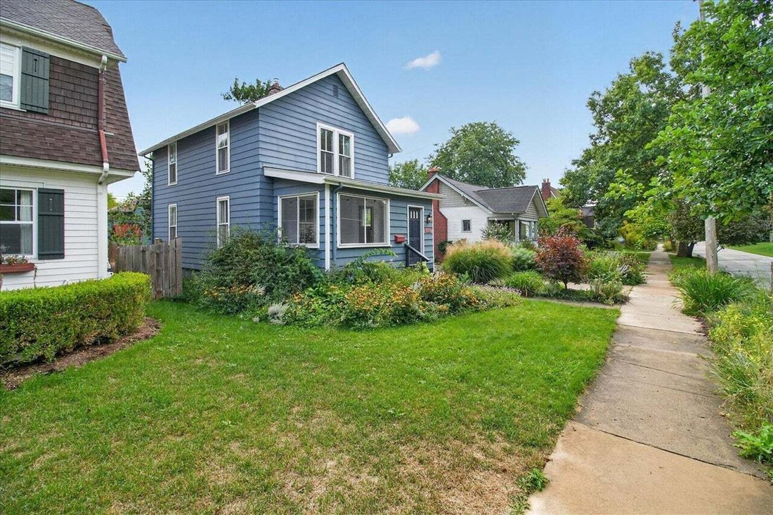 Casa en Ann Arbor, Míchigan, Estados Unidos 2 - 18861070