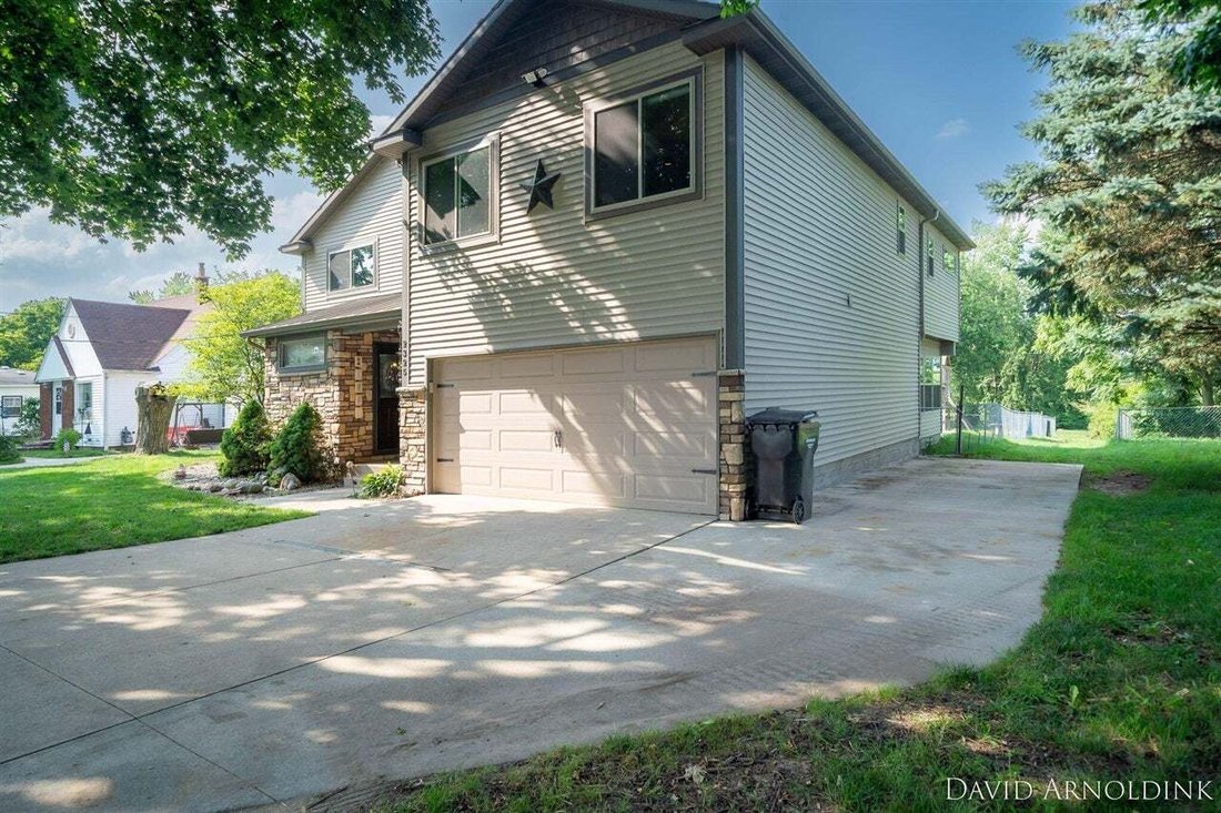 House in Hudsonville, Michigan, United States 3 - 18861901