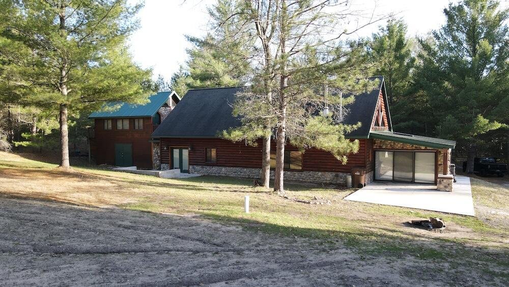 Casa a Gladwin, Michigan, Stati Uniti 1 - 18861384