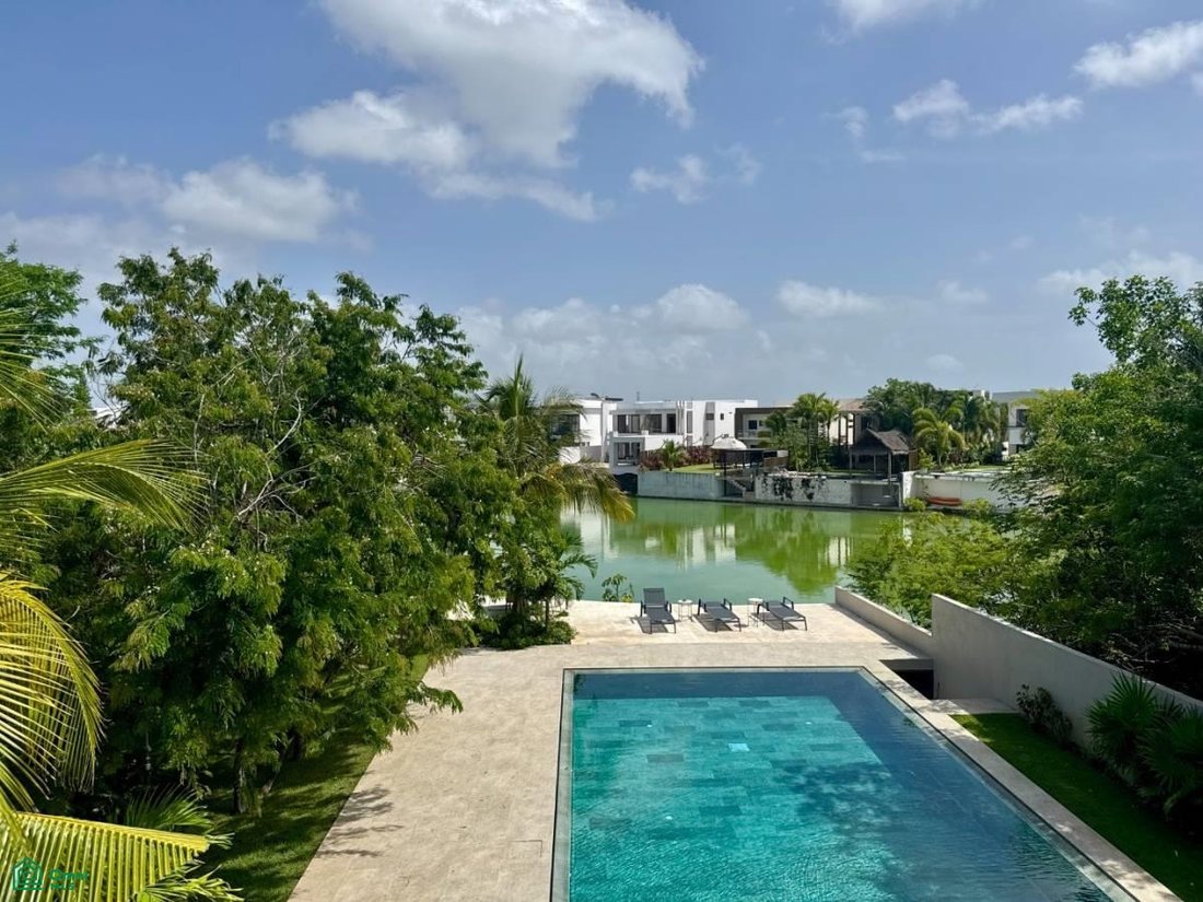 House in Lagos del Sol, Quintana Roo, Mexico 2 - 18128007