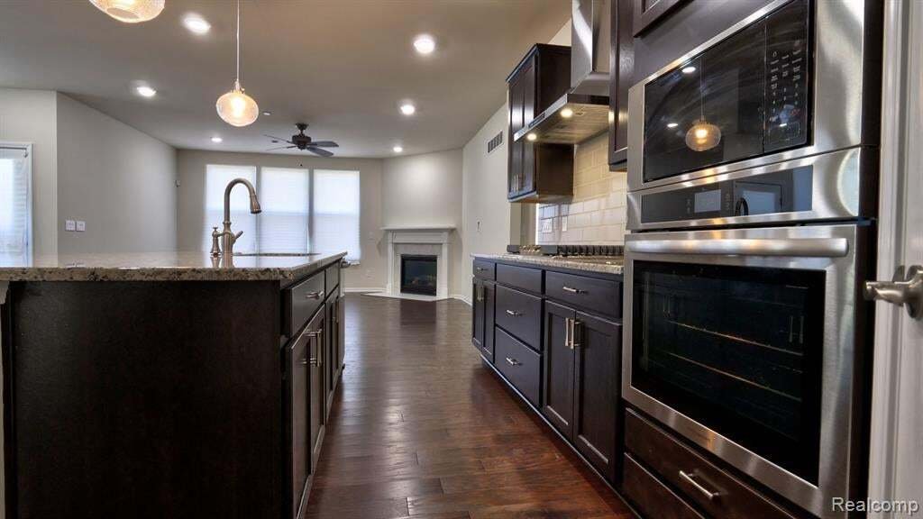 Condo in Farmington Hills, Michigan, United States 4 - 18861851
