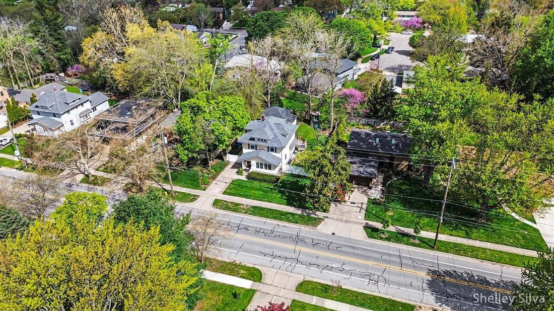 House in East Grand Rapids, Michigan, United States 5 - 18861460
