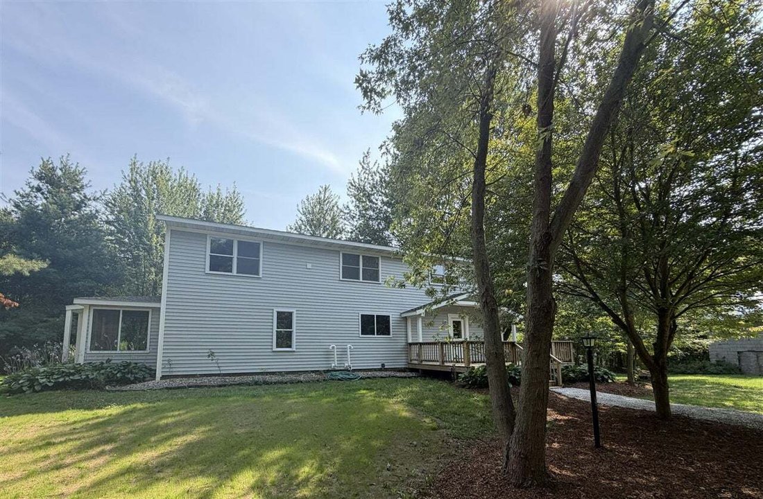 House in Fennville, Michigan, United States 2 - 18861312