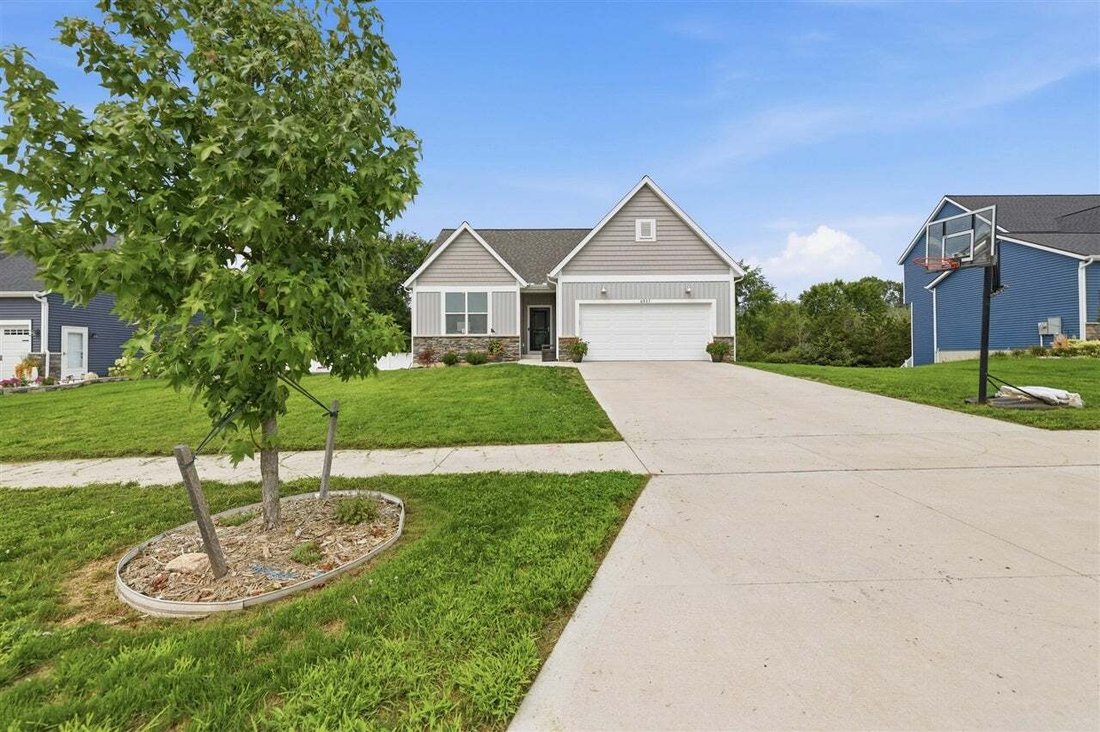 House in Caledonia, Michigan, United States 2 - 18861429