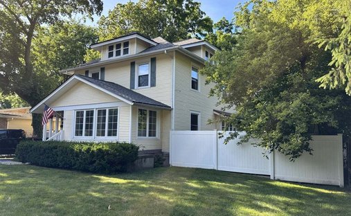 House in East Grand Rapids, Michigan, United States 1