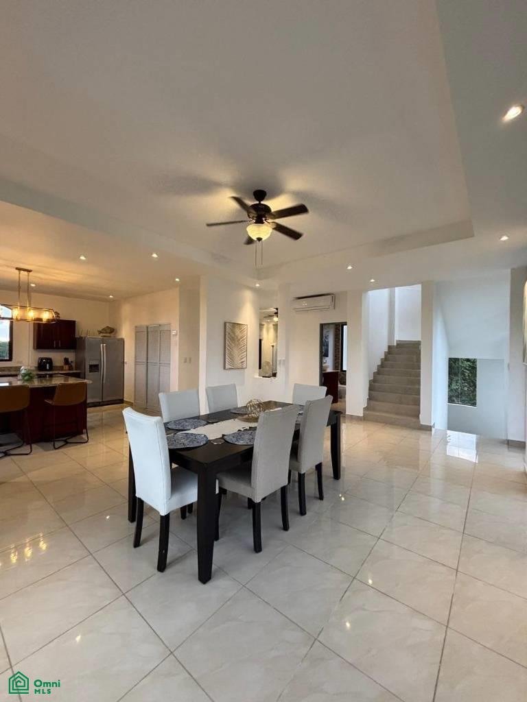 House in Esterillos Oeste, Puntarenas Province, Costa Rica 1 - 18637540