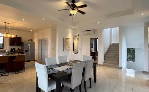 Casa en Esterillos Oeste, Provincia de Puntarenas, Costa Rica 1