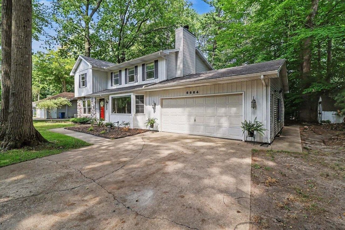 House in Ludington, Michigan, United States 2 - 18861442
