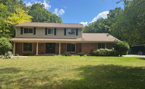 House in Lakeville, Michigan, United States 1