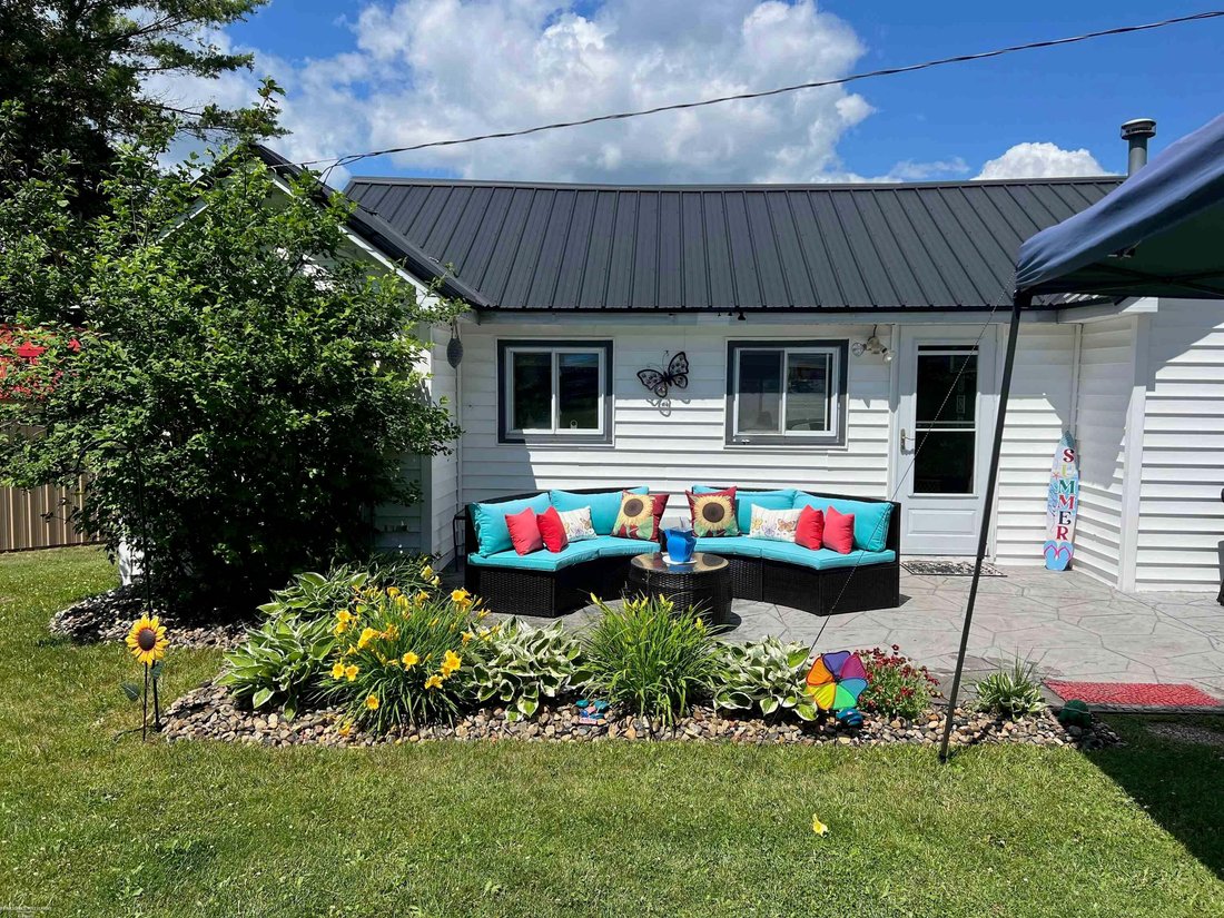 Casa a Hale, Michigan, Stati Uniti 2 - 18861319