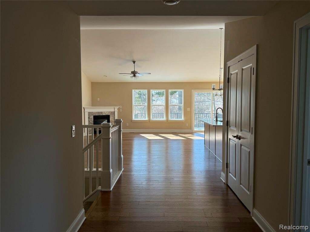 Appartement à Highland Charter Township, Michigan, États-Unis 2 - 18861835