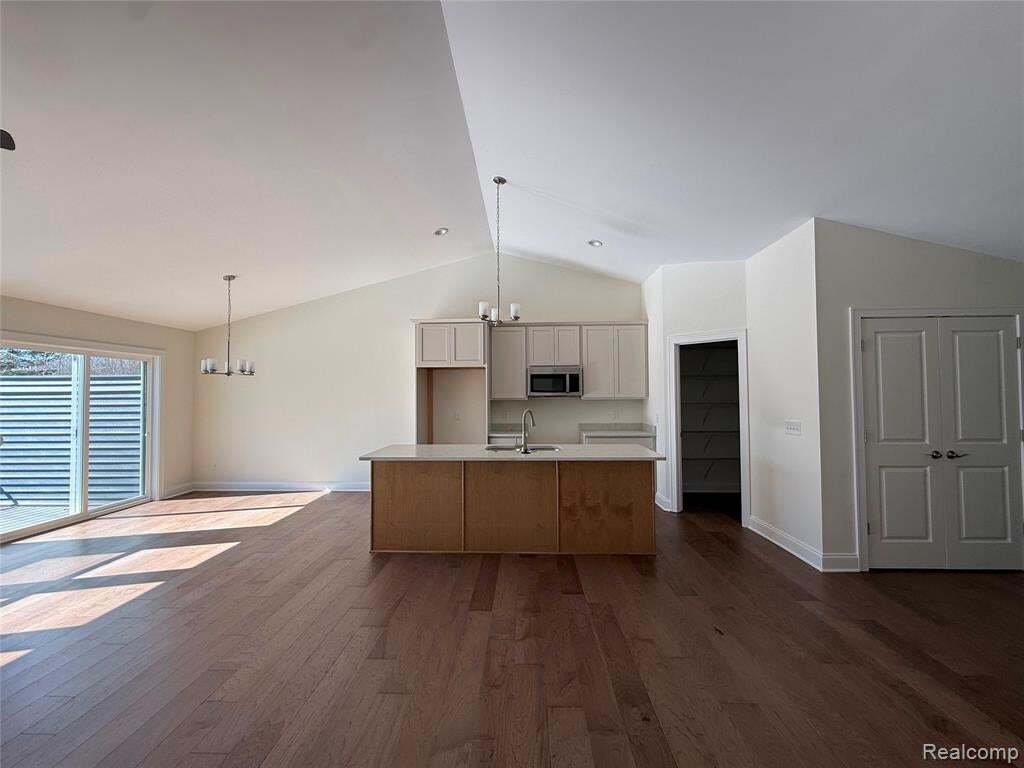 Condominio en Howell, Míchigan, Estados Unidos 5 - 18861856