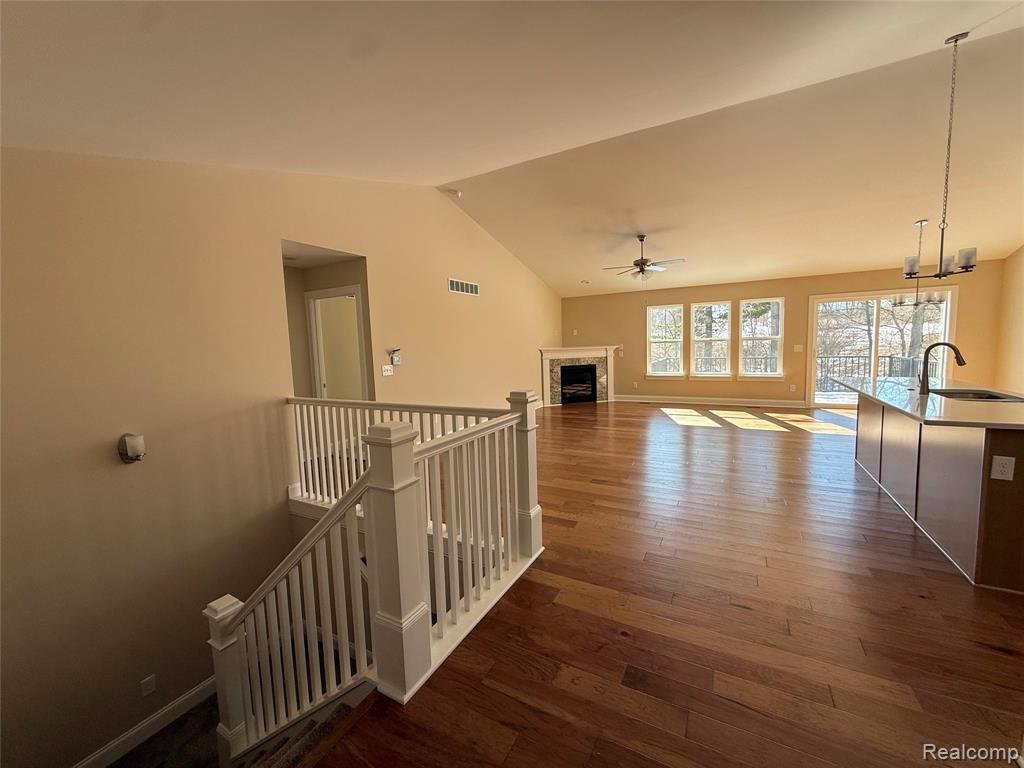 Appartement à Highland Charter Township, Michigan, États-Unis 5 - 18861835