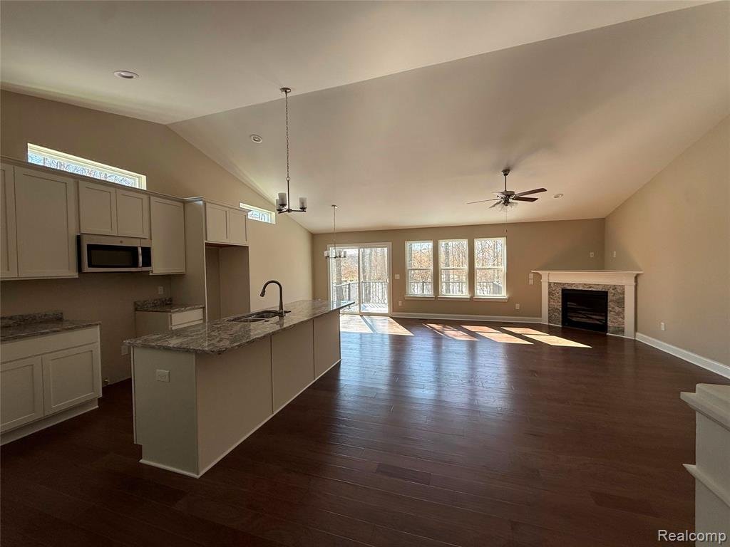 Condominio en Howell, Míchigan, Estados Unidos 5 - 18861826