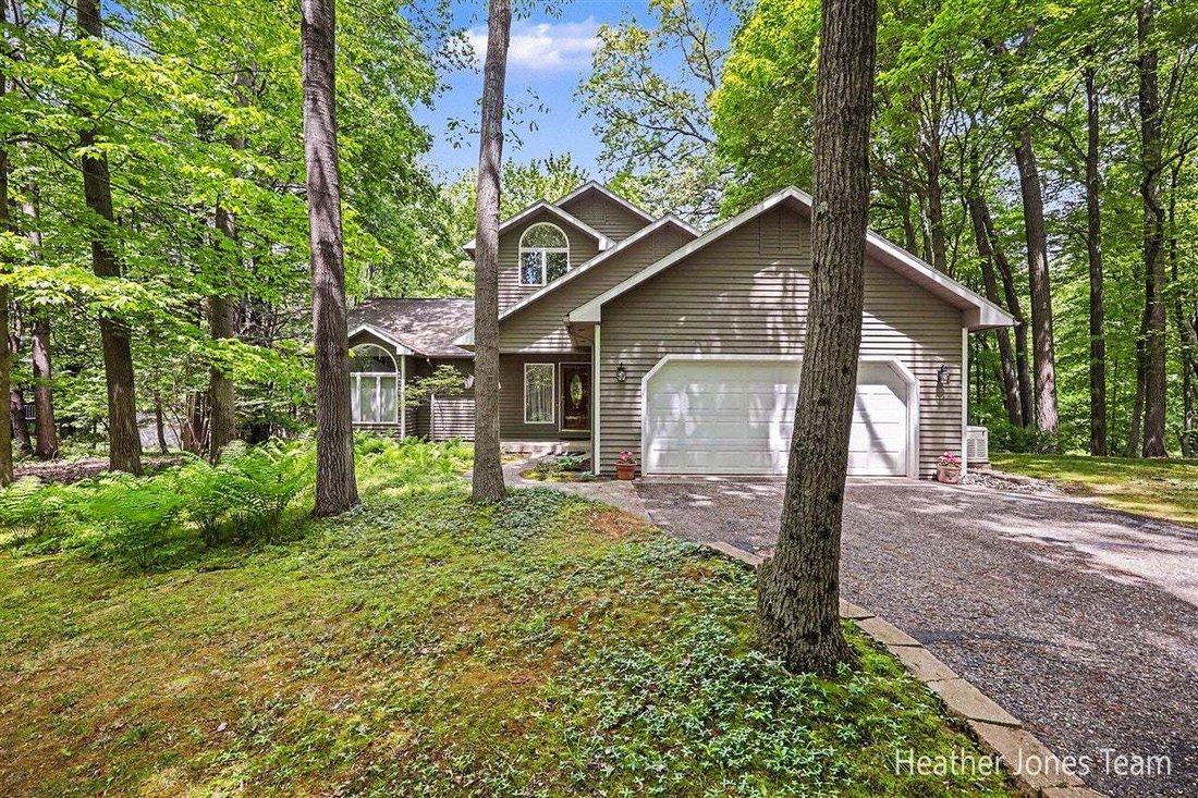 House in Greenville, Michigan, United States 1 - 18861419