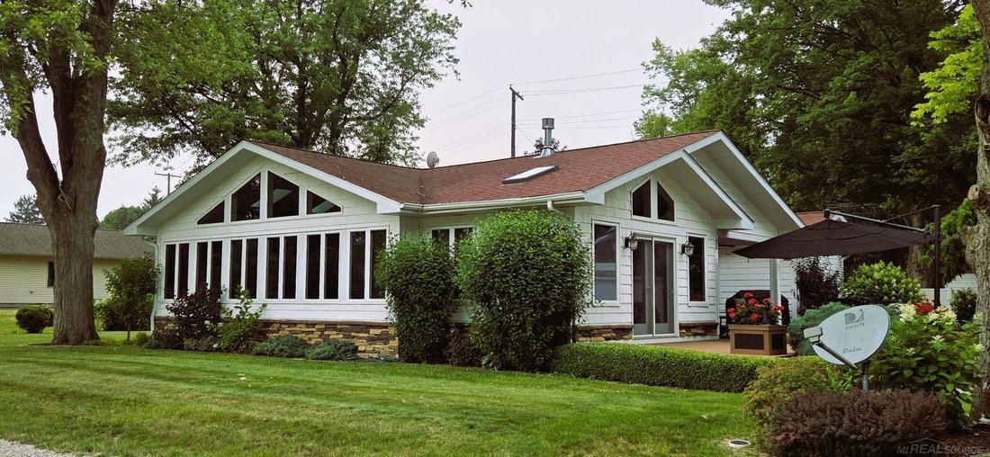 House in Lexington, Michigan, United States 1 - 18861372
