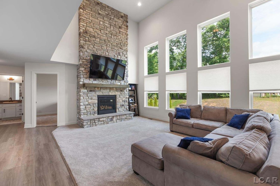 House in Adrian, Michigan, United States 2 - 18861788