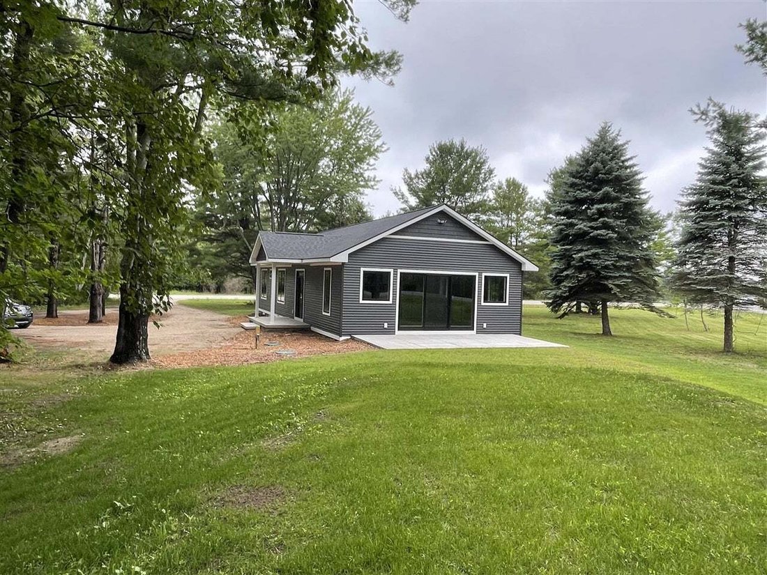 House in Rapid City, Michigan, United States 3 - 18861559