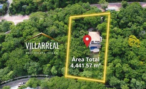 Land in Zihuatanejo, Guerrero, Mexico 1