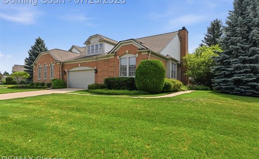 Condo in Township of Northville, Michigan, United States 1