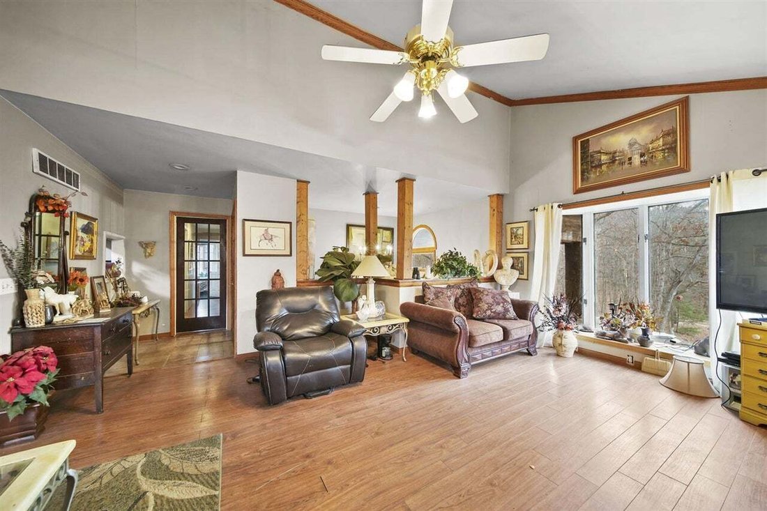 House in Concord, Michigan, United States 5 - 18861593