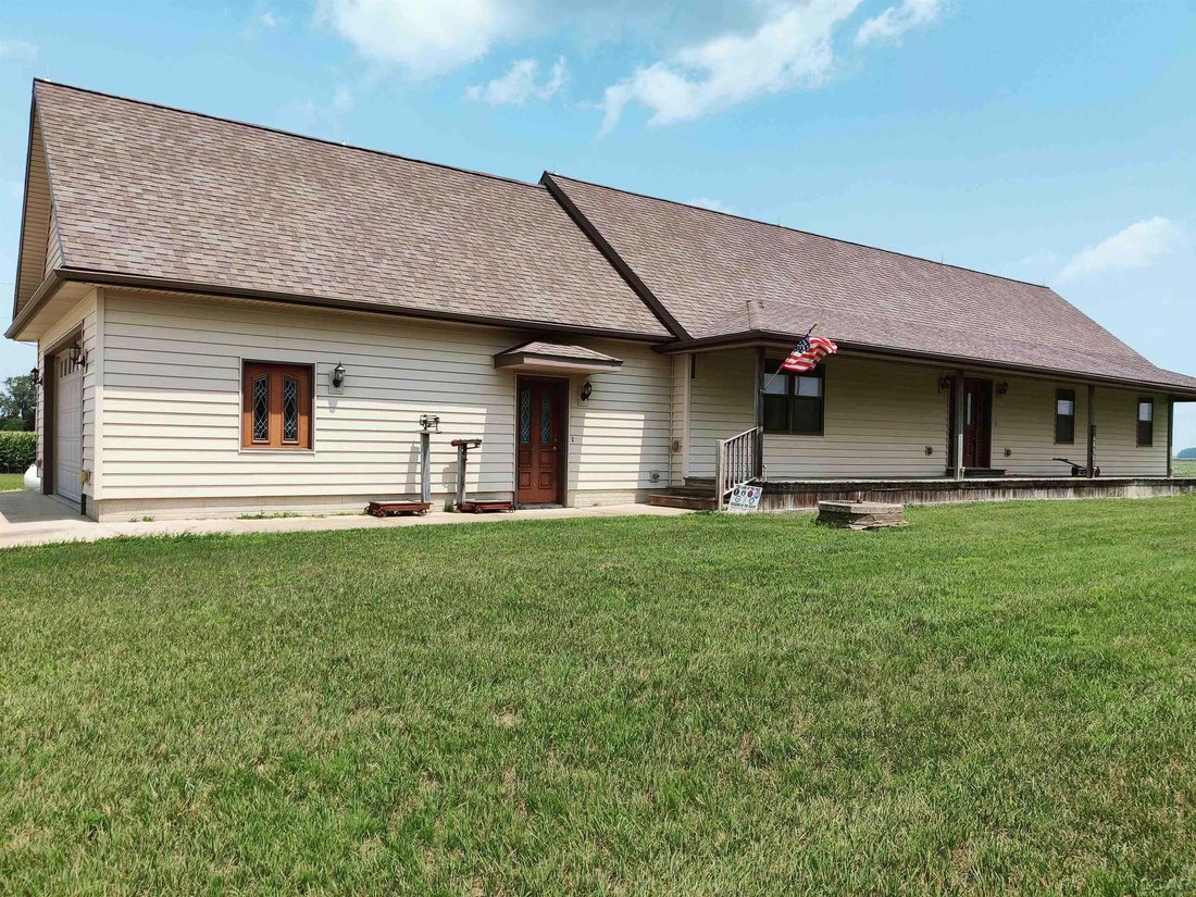 House in Blissfield, Michigan, United States 1 - 18861532