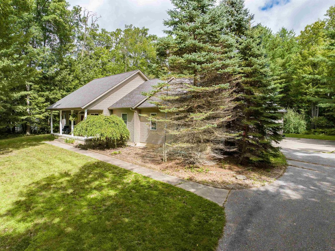 House in West Branch, Michigan, United States 2 - 18861836