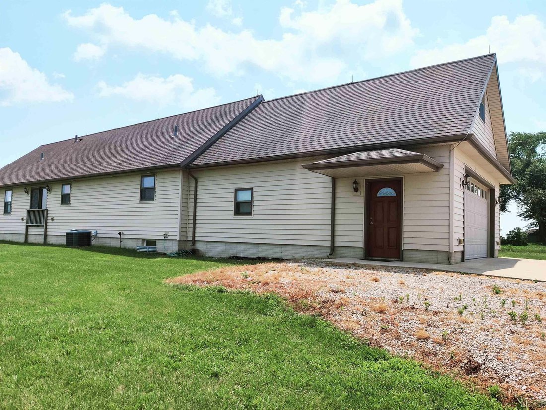 House in Blissfield, Michigan, United States 3 - 18861532