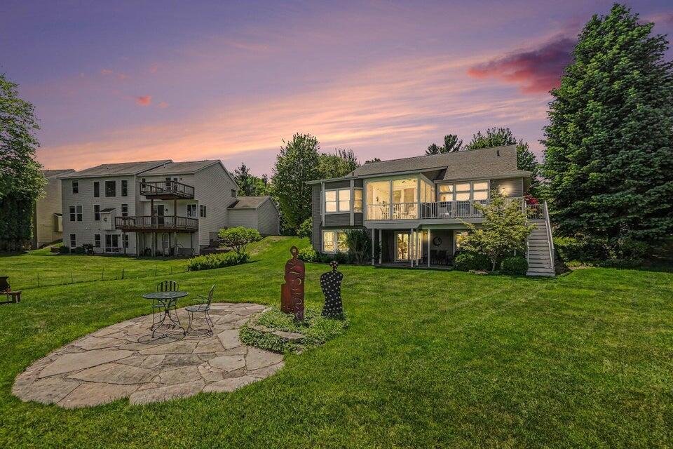 Condo in Norton Shores, Michigan, United States 3 - 18861584