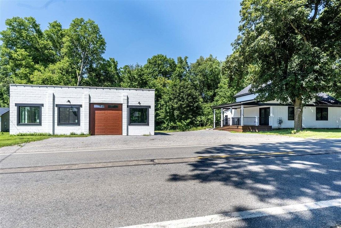 House in Bronson, Michigan, United States 1 - 18861406