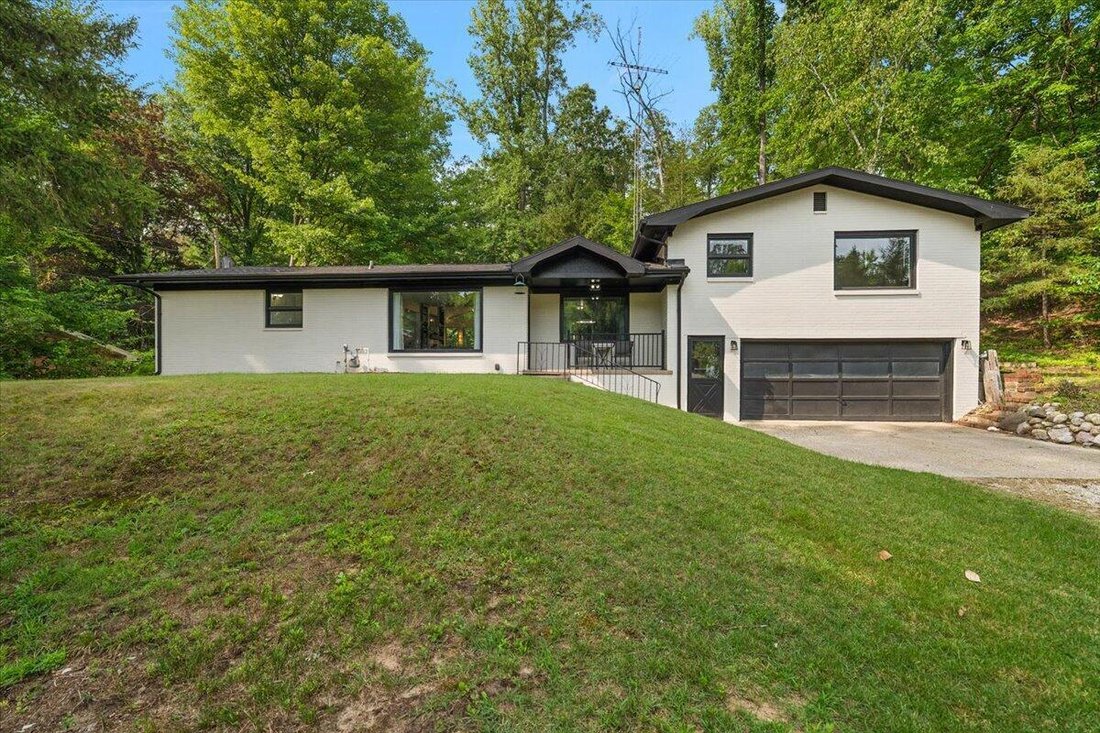 House in Bridgman, Michigan, United States 3 - 18861829