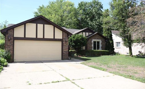 House in Troy, Michigan, United States 1