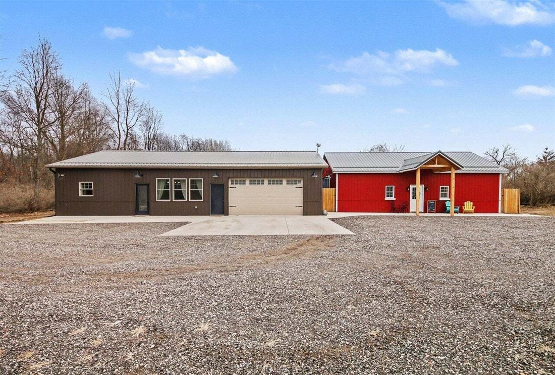 House in Edmore, Michigan, United States 5 - 18861516