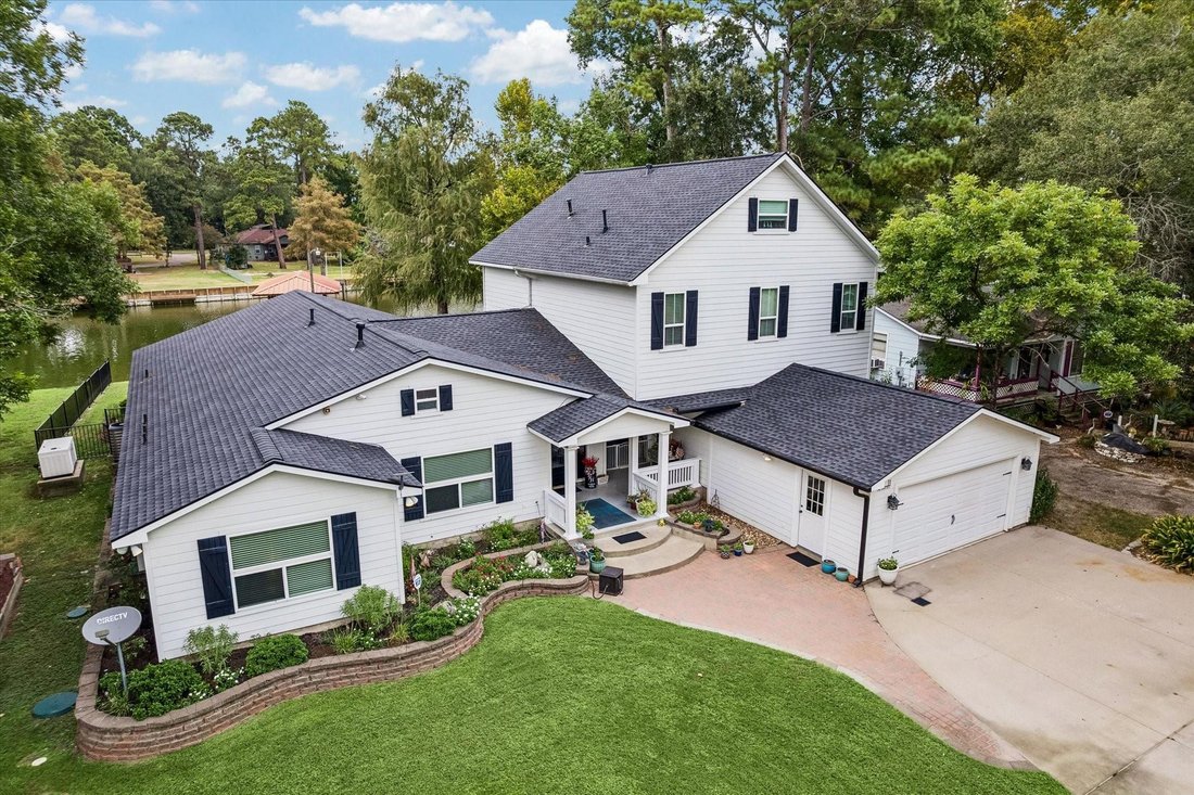 House in Oakhurst, Texas, United States 2 - 18861990