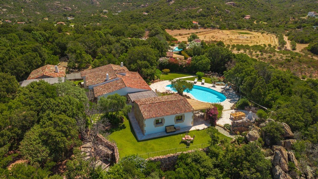 Villa in San Pantaleo, Olbia, Italy 4 - 18862523