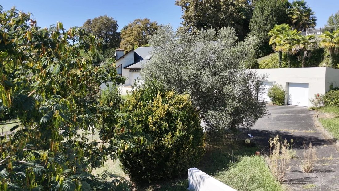 House in Bizanos, Nouvelle-Aquitaine, France 2 - 18821618