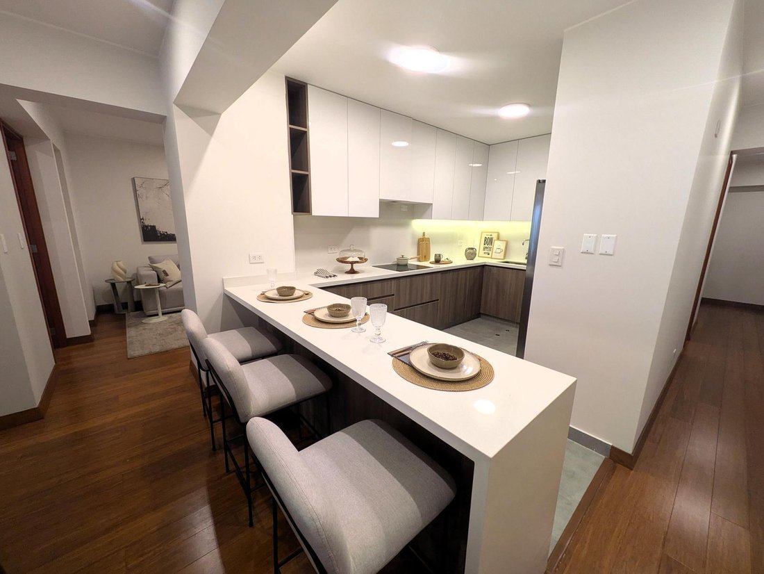 Apartment in San Juan de Miraflores, Metropolitan Municipality of Lima, Peru 4 - 18862559