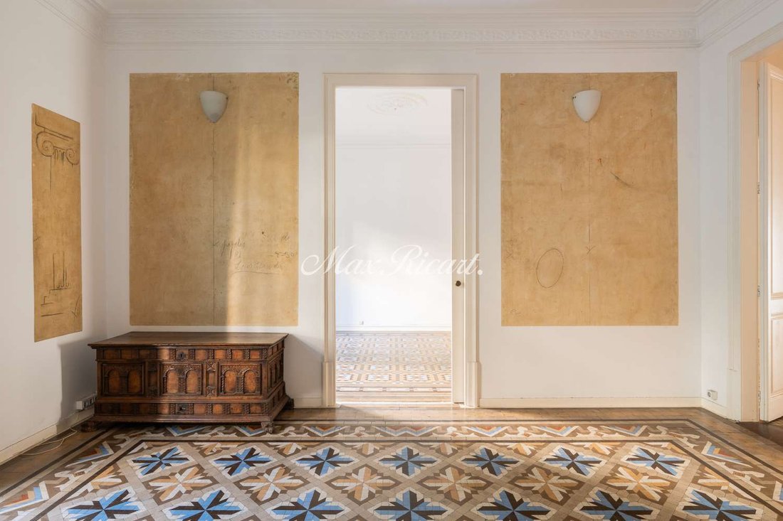 Apartment in Eixample, Barcelona, Spain 3 - 18863021