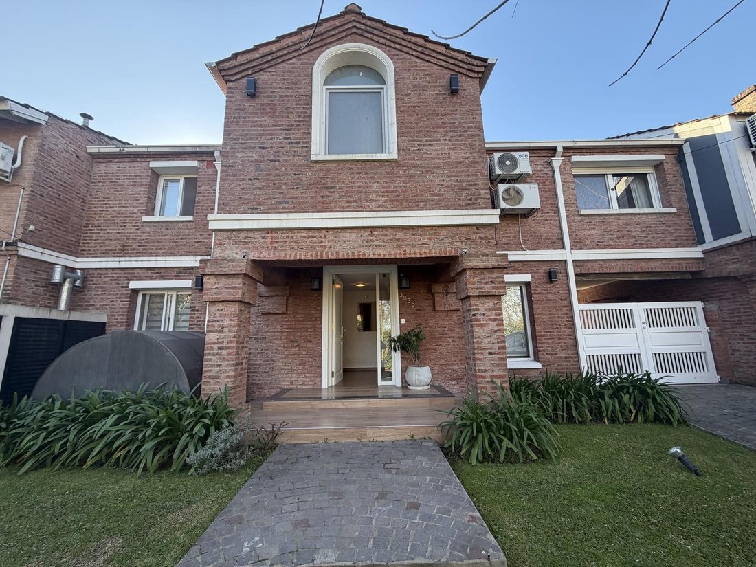 Casa a Béccar, Provincia di Buenos Aires, Argentina 1 - 18862339